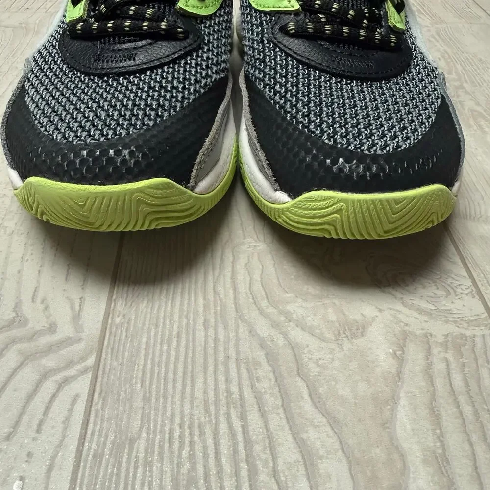 Under Armour Curry Basketball Shoes Kids 2Y Black Gray Volt Green